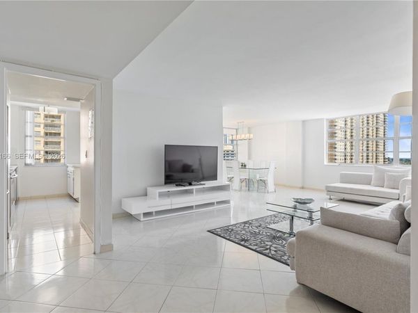 250 174th St, Unit 605, Sunny Isles Beach, FL 33160