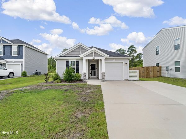 206 New Home Place , Holly Ridge, NC 28445