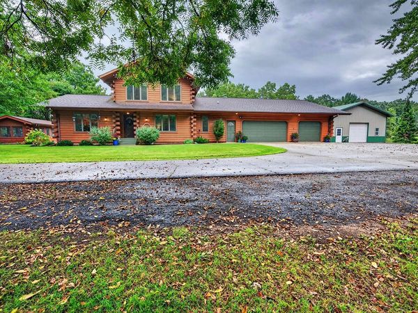 W18984 Sawmill Rd, Caledonia, WI 54630