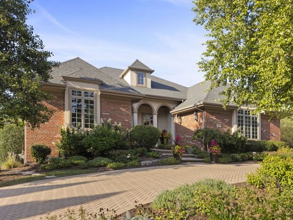 11954 Cross Creek Court, Burr Ridge, IL 60527