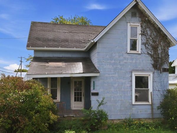 525 Sandusky Street, Fostoria, OH 44830