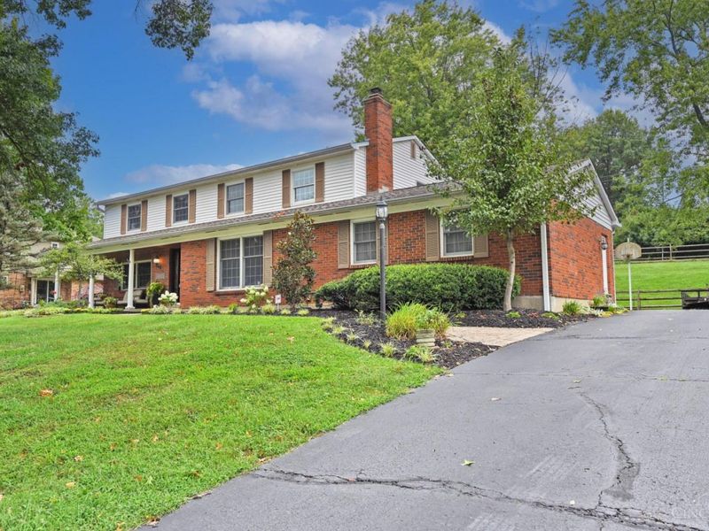 7892 Kimbee Drive, Anderson Township, OH 45244 Photo 2