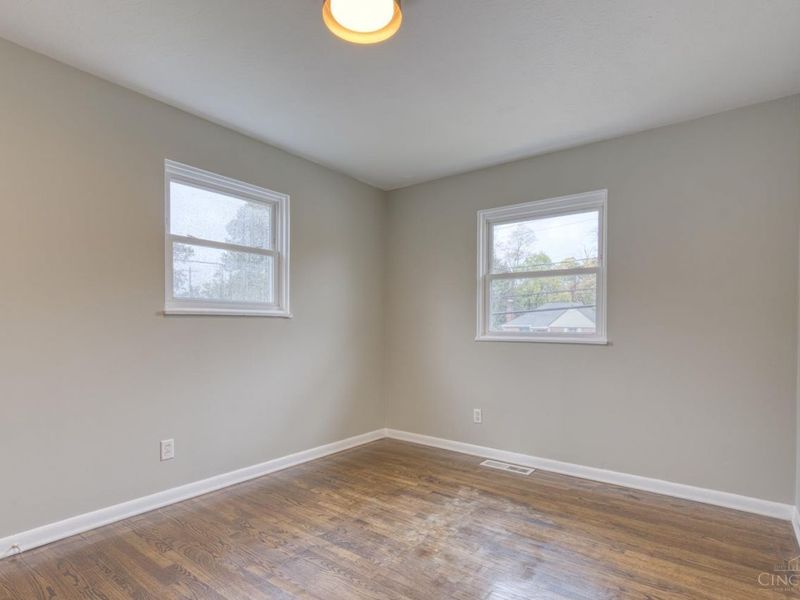 833 W Galbraith Road, Springfield Township, OH 45231 Photo 13