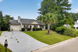 433 Courtland Drive photo 4