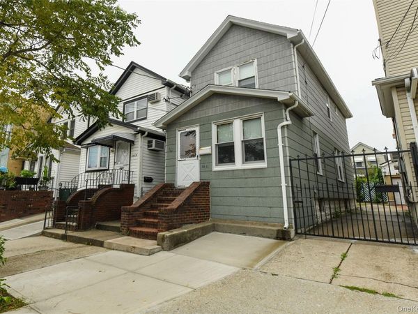 85-11 Sutter Avenue , Ozone Park, NY 11417