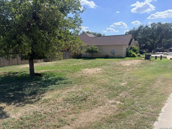 2026 Persimmon Drive, Cibolo, TX 78108