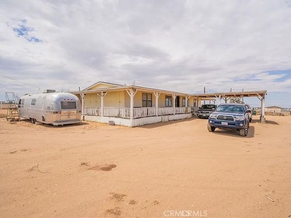 9634 Wolf Drive, Phelan, CA 92371