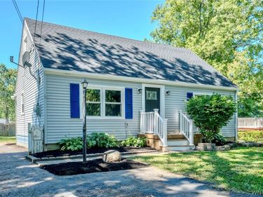 6910 Wellington Drive , Derby, NY 14047