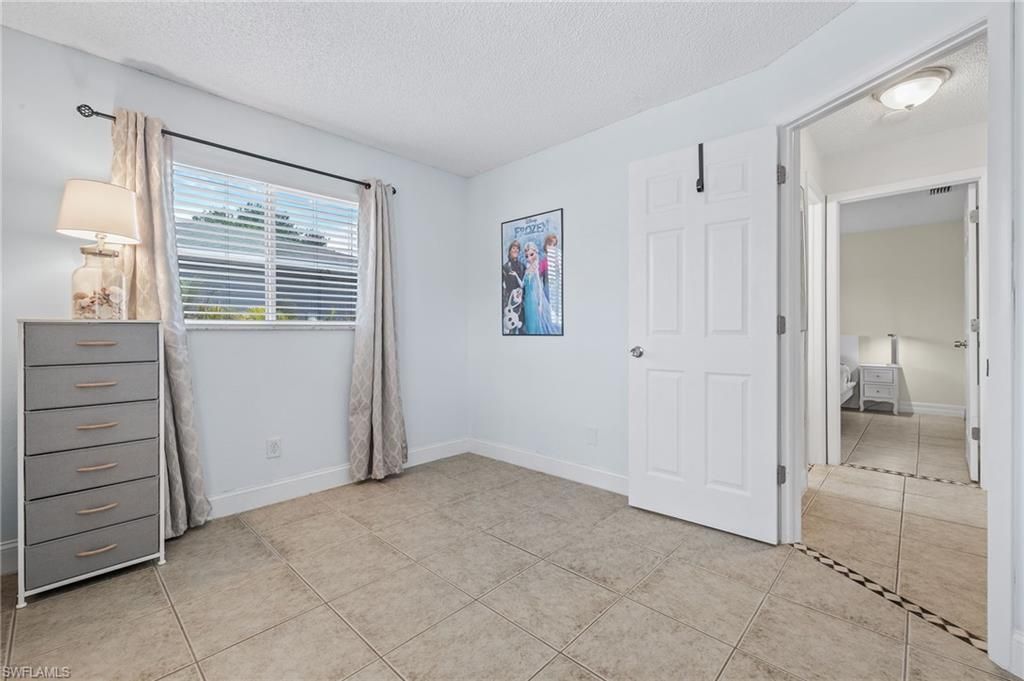 1015 SE 25th Ln , Cape Coral, FL 33904 Photo