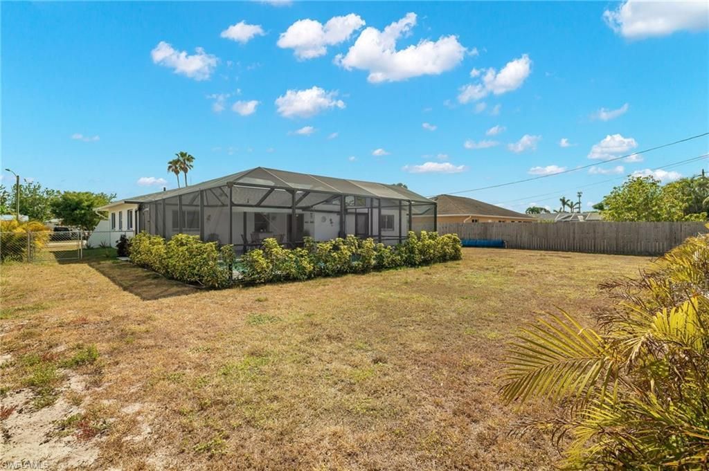 1015 SE 25th Ln , Cape Coral, FL 33904 Photo