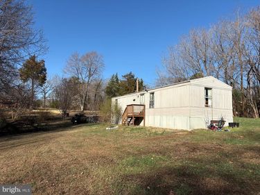 1041 GEORGE JAMES LOOP , RADIANT, VA 22732