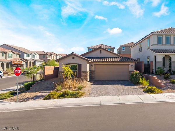 10807 Power Hike Avenue , Las Vegas, NV 89166