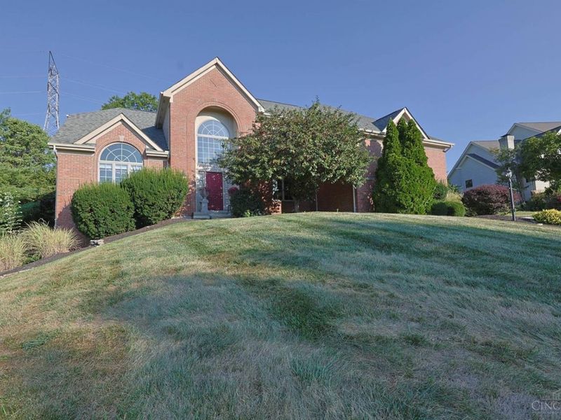 8485 Deer Path, West Chester, OH 45069 Photo 1