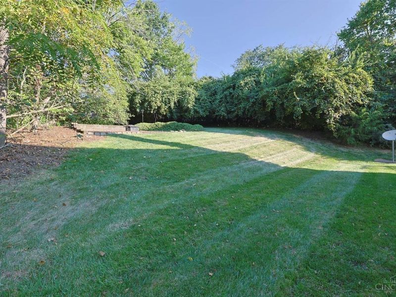 8485 Deer Path, West Chester, OH 45069 Photo 39