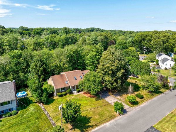 7 Oxyoke Dr, Methuen, MA 01844