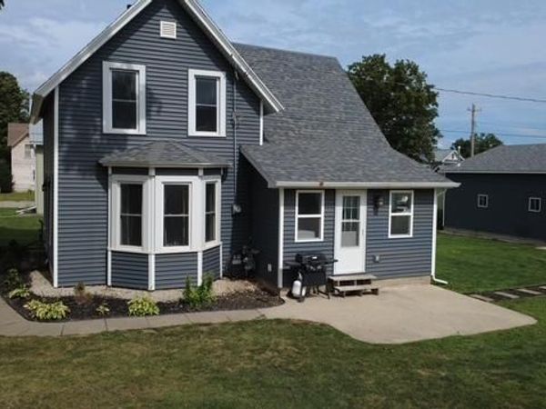 214 Maple Street N, Mabel, MN 55954