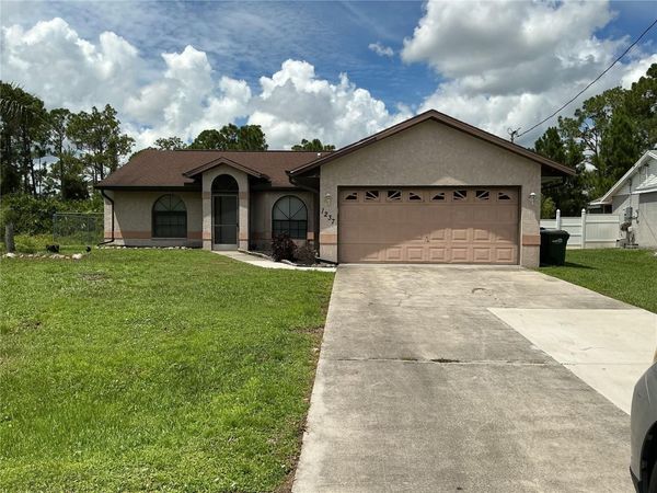 1237 N CRANBERRY BOULEVARD , NORTH PORT, FL 34286