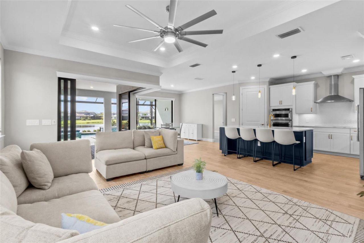 5755 Bluestar Court, Lakewood Ranch, FL 34211 Photo