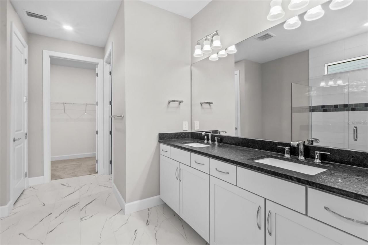 5755 Bluestar Court, Lakewood Ranch, FL 34211 Photo