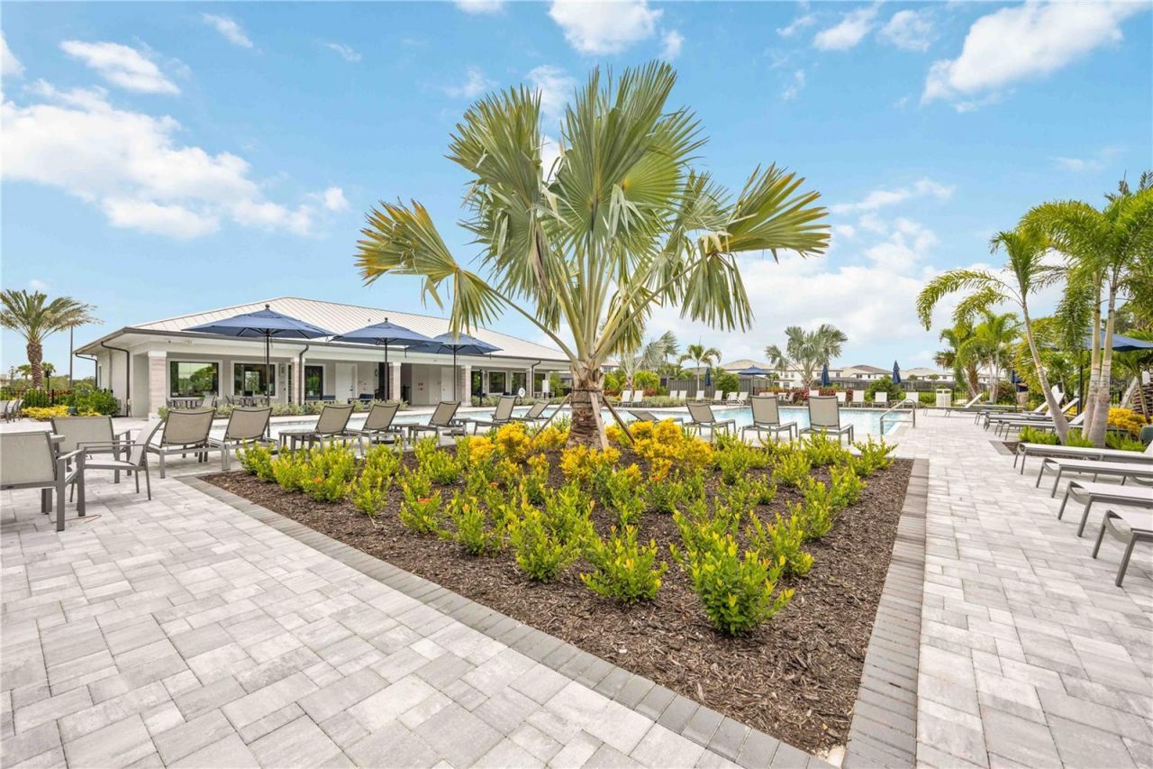 5755 Bluestar Court, Lakewood Ranch, FL 34211 Photo