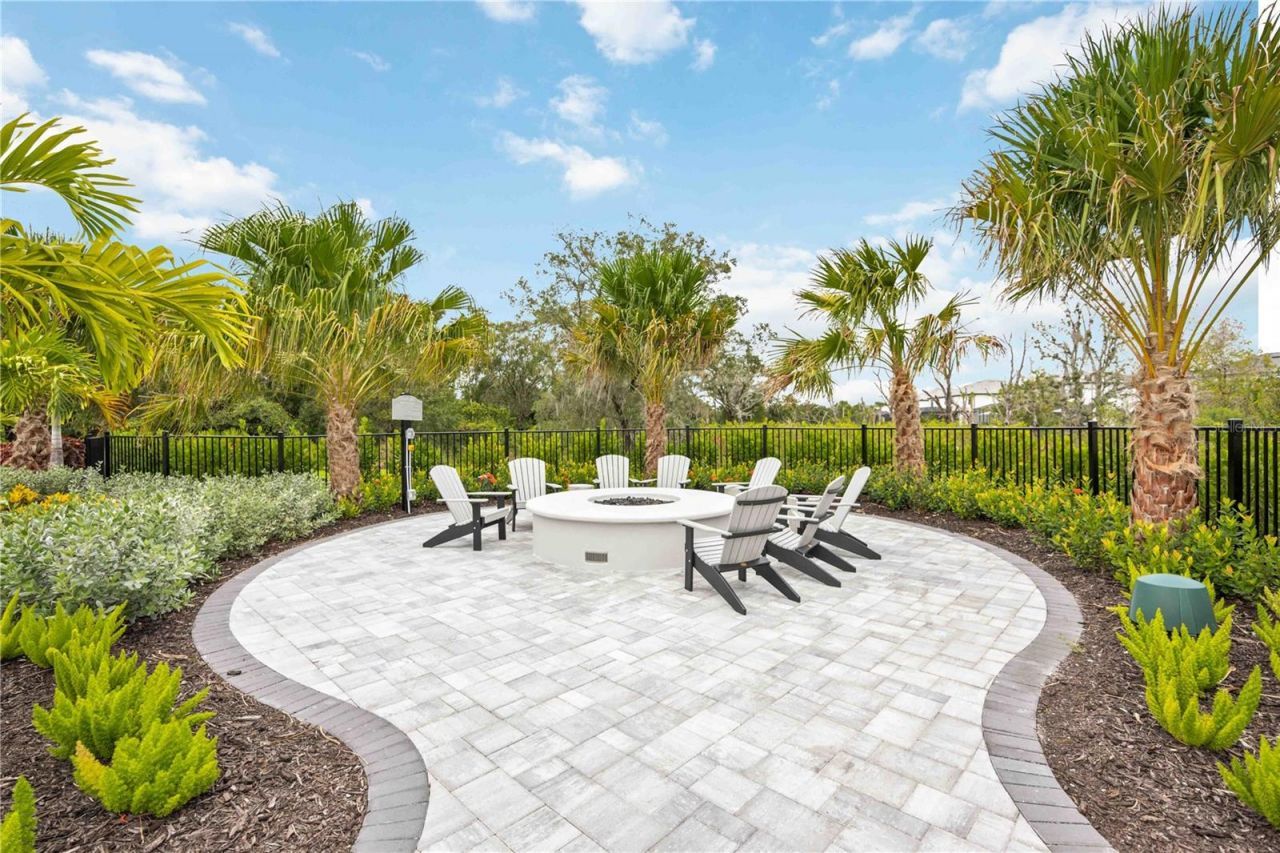 5755 Bluestar Court, Lakewood Ranch, FL 34211 Photo