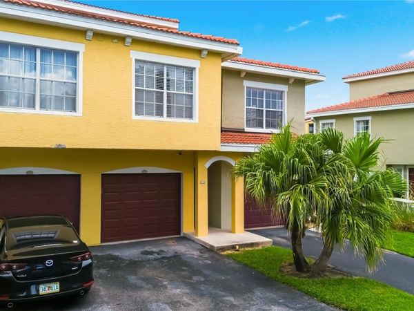 5601 BENTGRASS DRIVE , Unit 10-117, SARASOTA, FL 34235