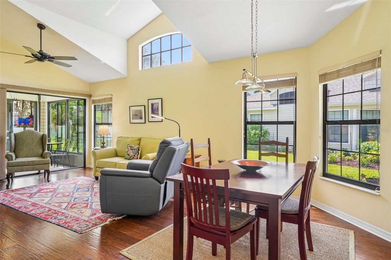 128 Baytree Boulevard, Tavares, FL 32778 Photo