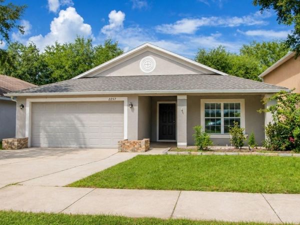 2257 MARTINS RUN, TAVARES, FL 32778