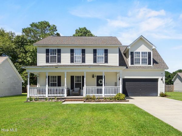 105 Cottonwood Court , Jacksonville, NC 28546