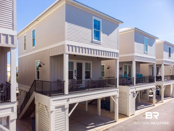 1592 W Beach Boulevard, Unit APT H, Gulf Shores, AL 36542