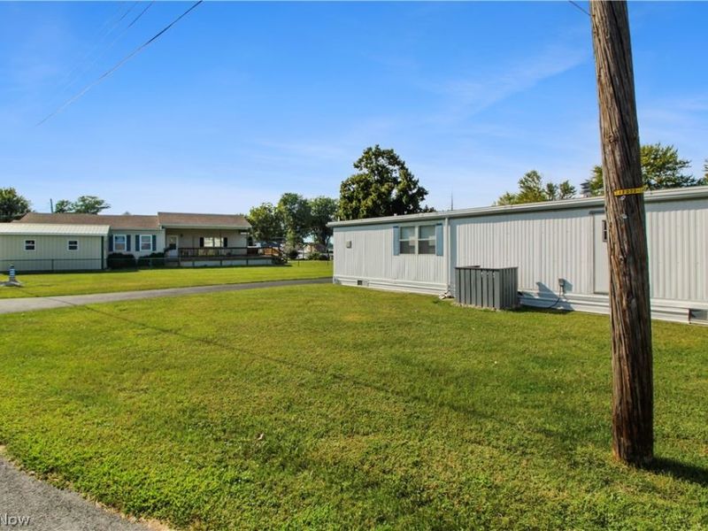 2825-2835 W Risingsun Road, Port Clinton, OH 43452 Photo 10