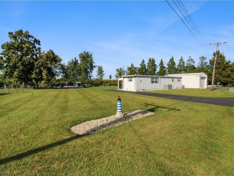 2825-2835 W Risingsun Road, Port Clinton, OH 43452 Photo 9