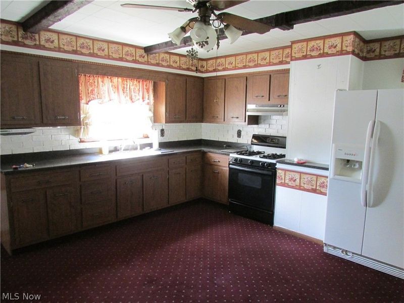 875 Washington, Bergholz, OH 43908 Photo 13