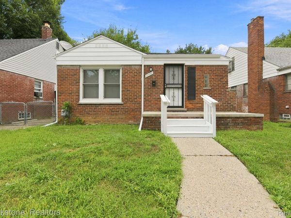 9600 Braile Street , Detroit, Mi 48228