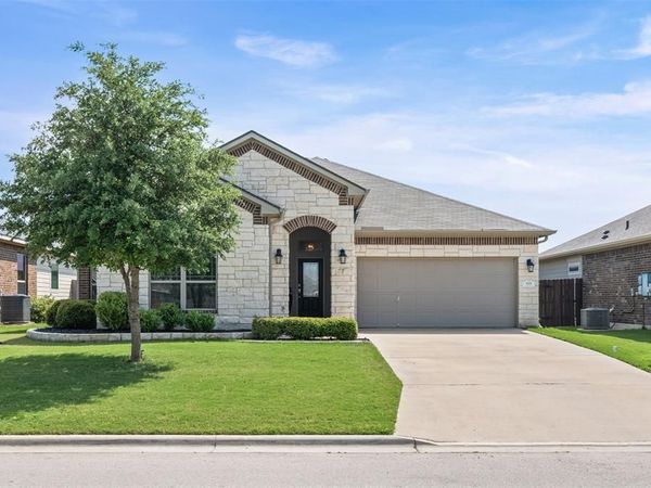 815 Cross Drive , Temple, TX 76502