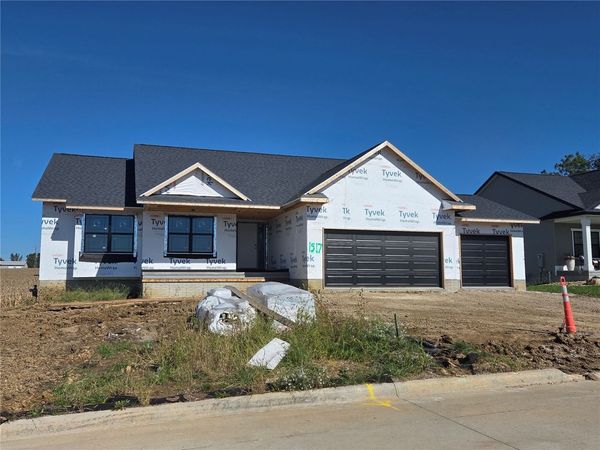 1517 3rd Street SW, Mt Vernon, IA 52314