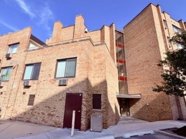5348 N Cumberland Avenue , Unit 300, Chicago, IL 60656