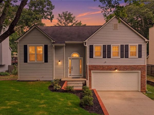4281 Meadow Drive , Duluth, GA 30096