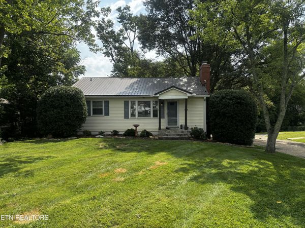 4106 Woodlawn Pike, Knoxville, TN 37920