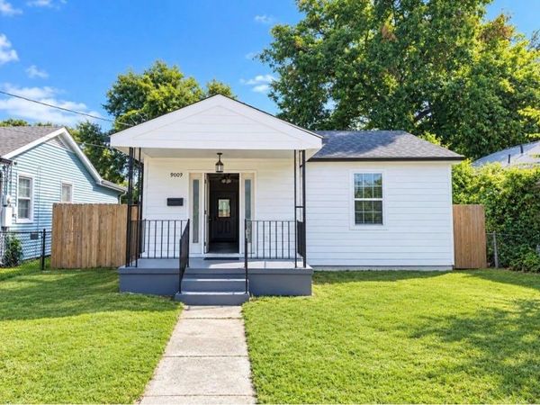 9009 FIG Street , New Orleans, LA 70118
