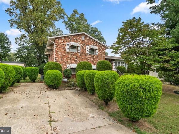 420 BURNT MILLS AVENUE , SILVER SPRING, MD 20901