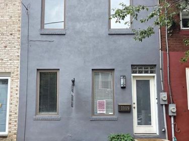 1009 S CHADWICK STREET, PHILADELPHIA, PA 19146