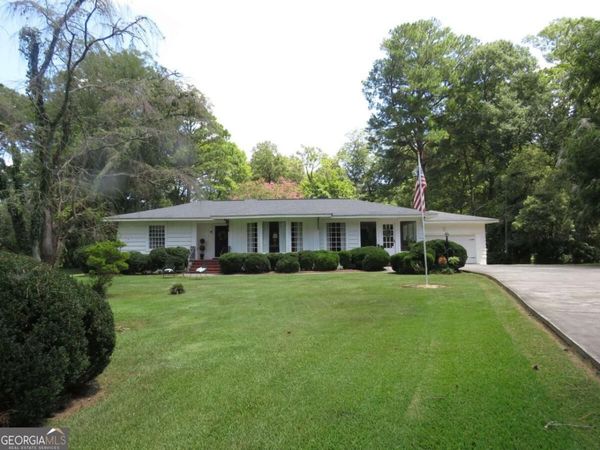 440 N Cave Spring Street, Cedartown, GA 30125