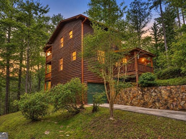 112 Seneca Drive, Ellijay, GA 30540