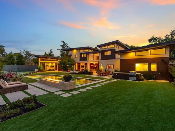 12271 Hilltop Drive, Los Altos Hills, CA 94024