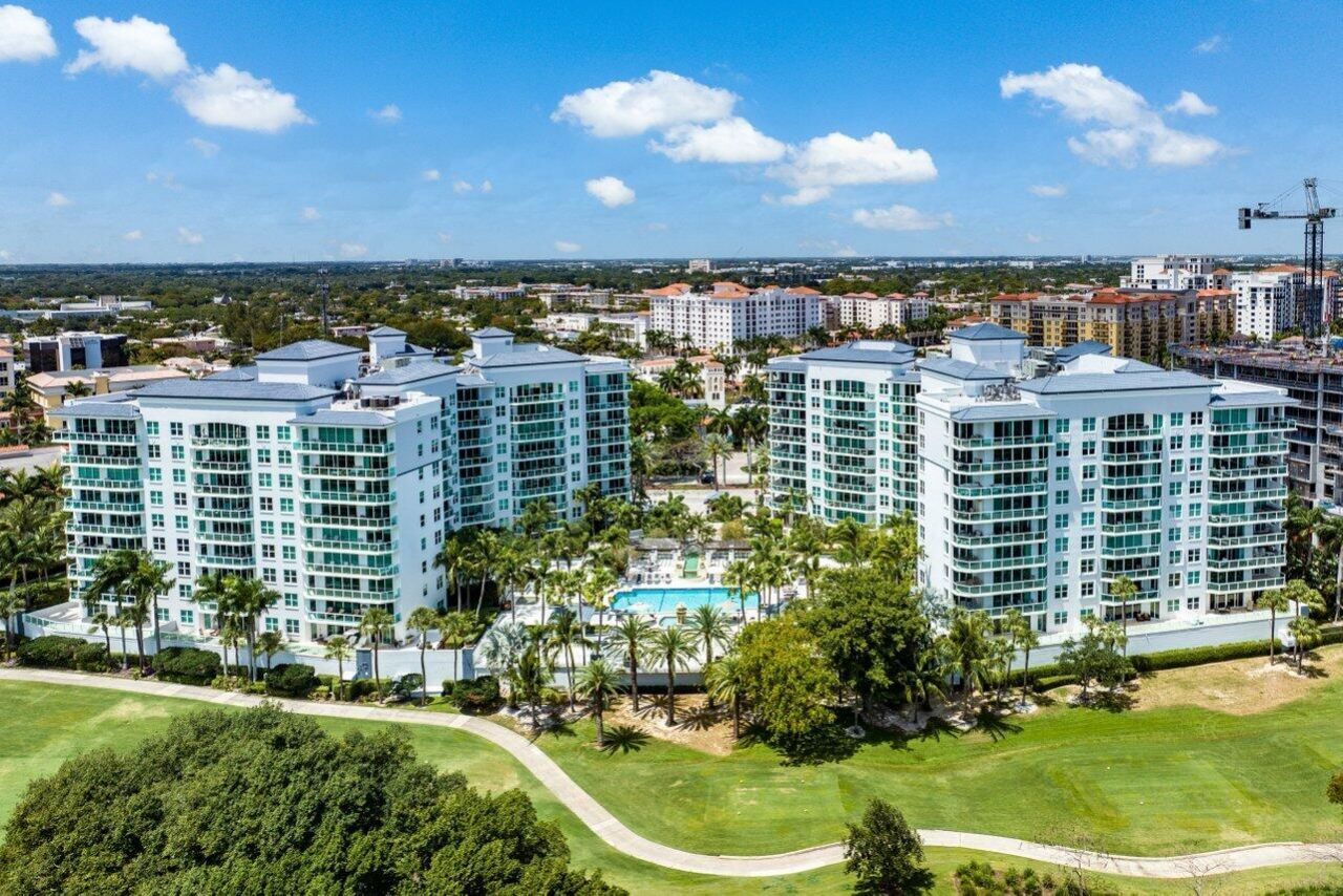 550 SE Mizner Boulevard, Unit B309, Boca Raton, FL 33432 Photo