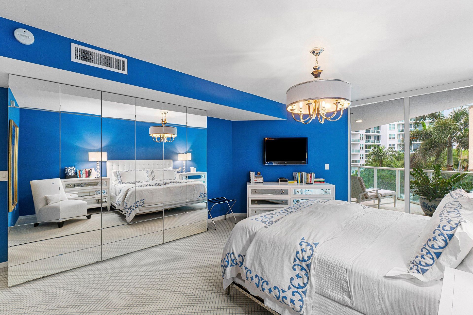 550 SE Mizner Boulevard, Unit B309, Boca Raton, FL 33432 Photo
