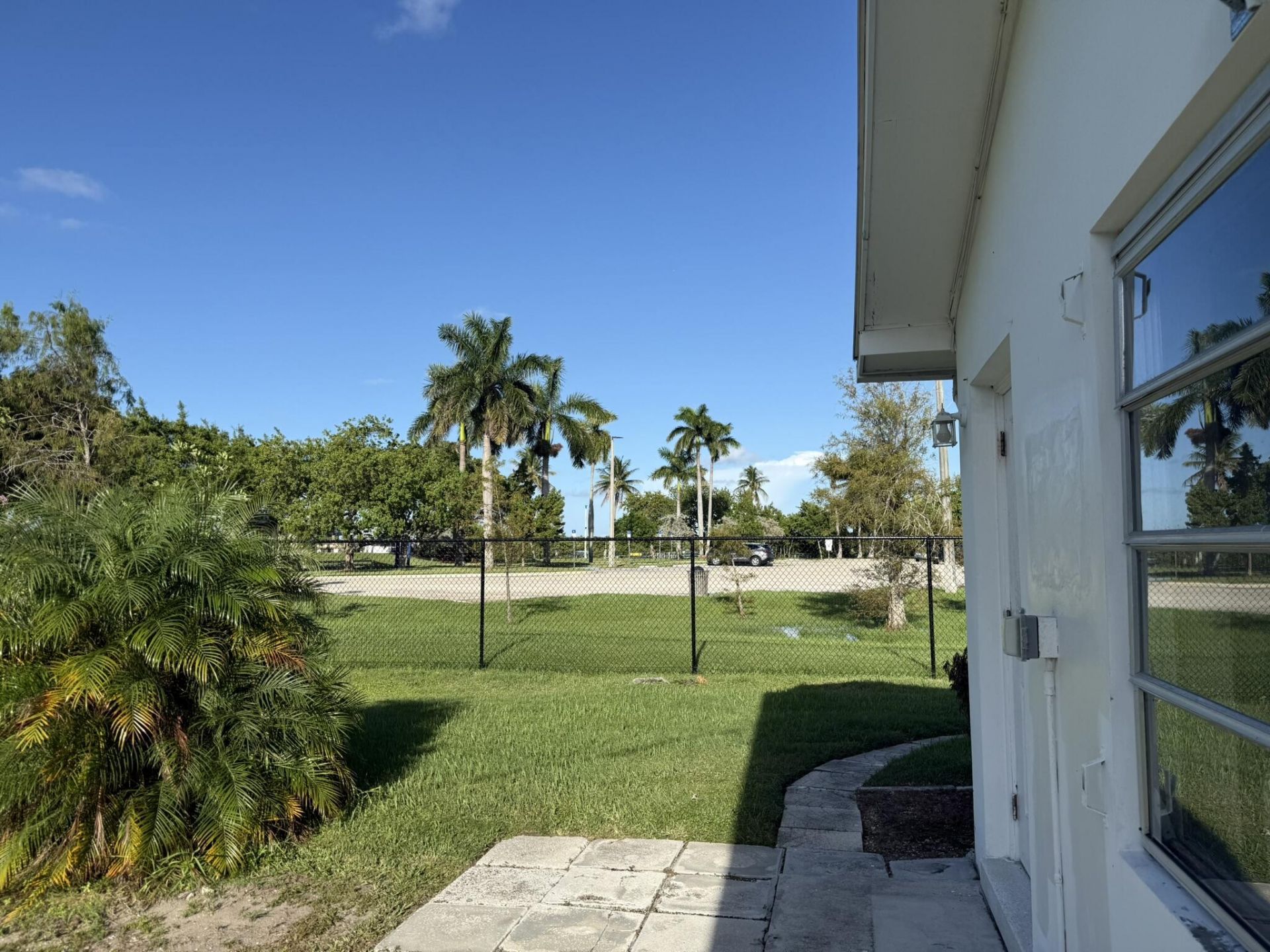 651 Oak Street, Boynton Beach, FL 33435 Photo