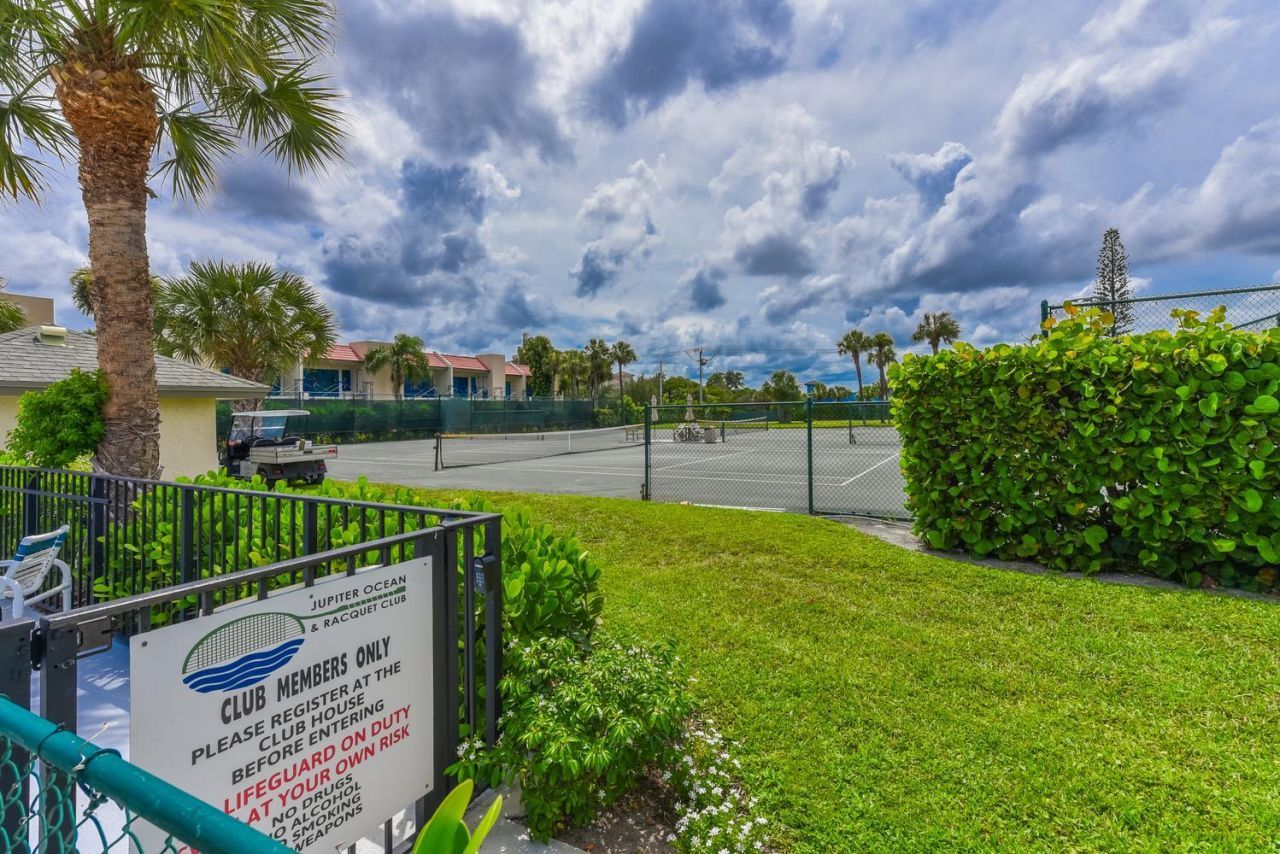 1605 S Us Highway 1, Unit V2-203, Jupiter, FL 33477 Photo