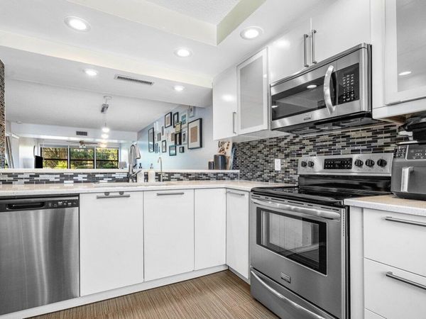 6121 Balboa Circle, Unit 103, Boca Raton, FL 33433